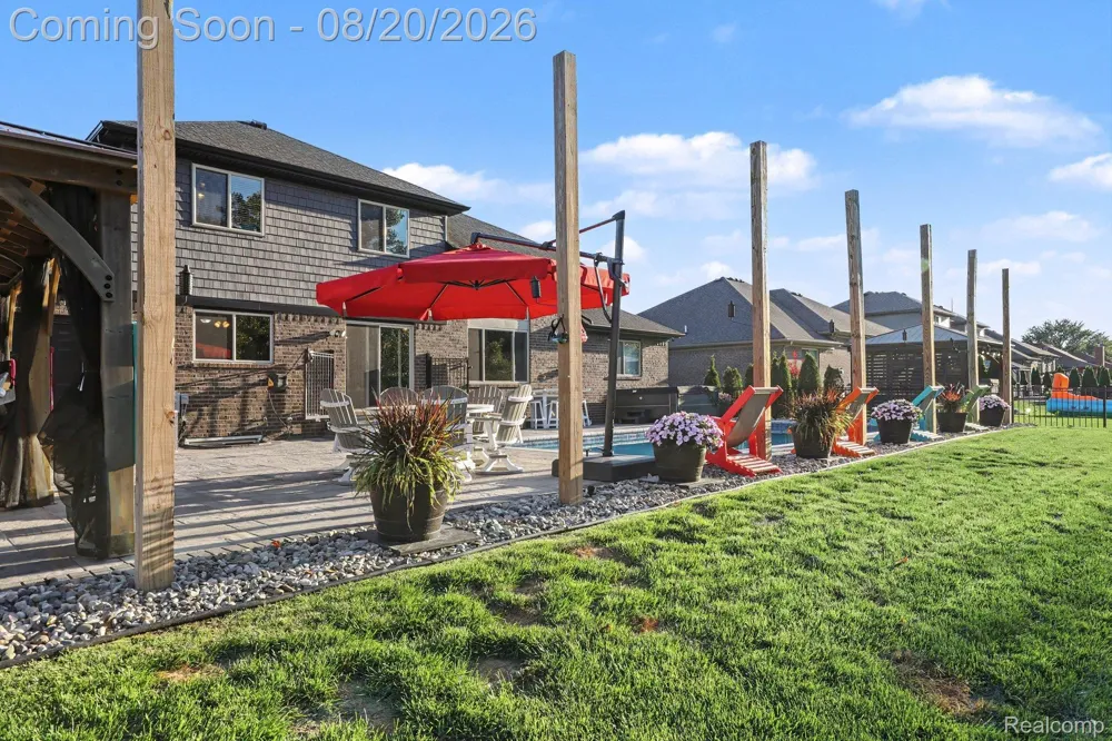 53319 Joann Marie Drive Chesterfield Township, MI 48047
