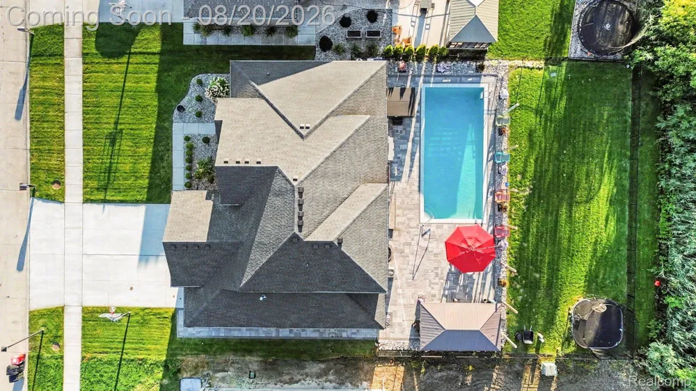53319 Joann Marie Drive Chesterfield Township, MI 48047
