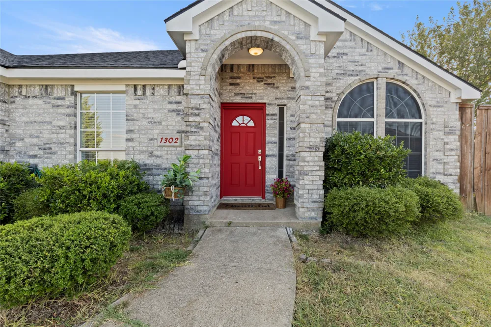 1302 Ryan Drive Mesquite, TX 75149