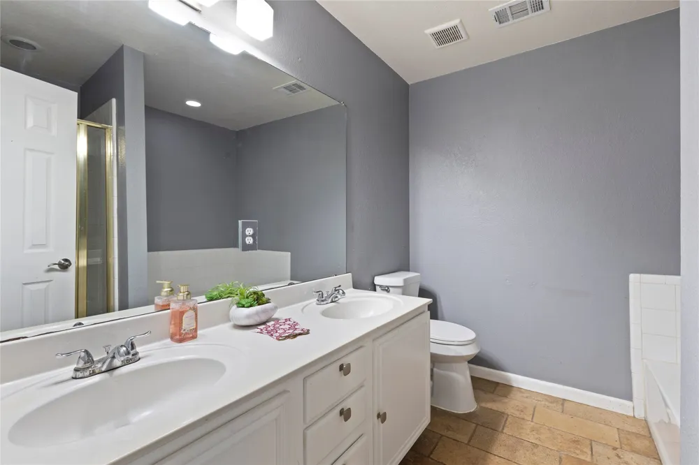 1302 Ryan Drive Mesquite, TX 75149