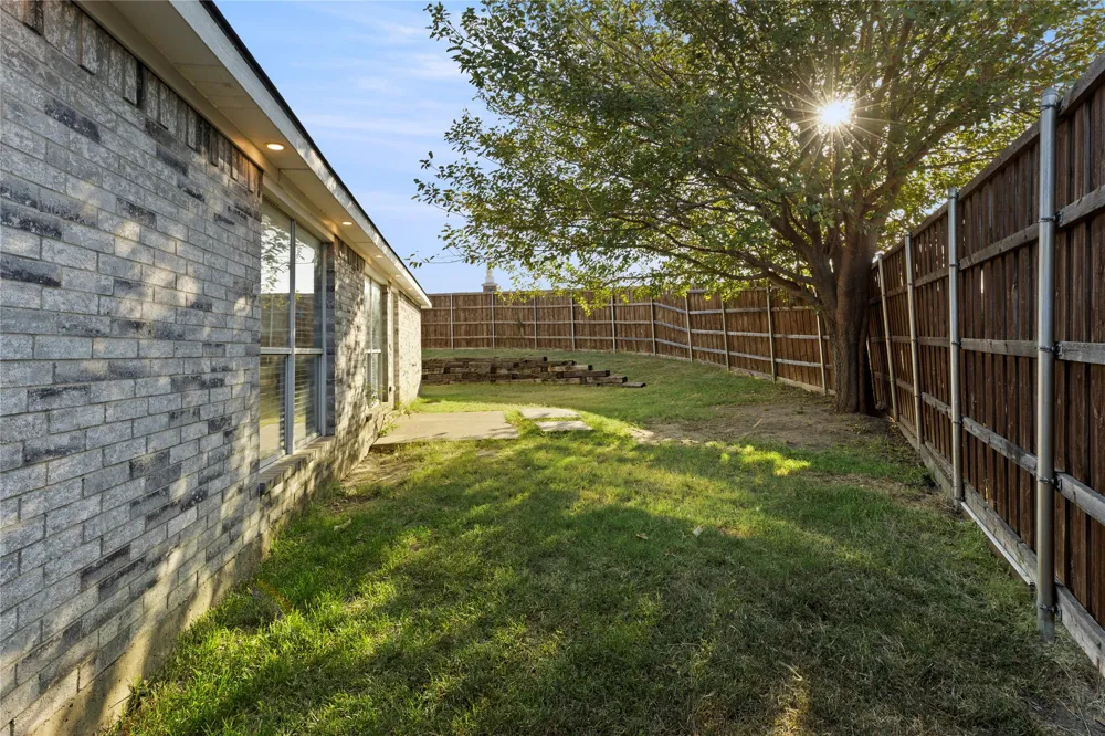 1302 Ryan Drive Mesquite, TX 75149