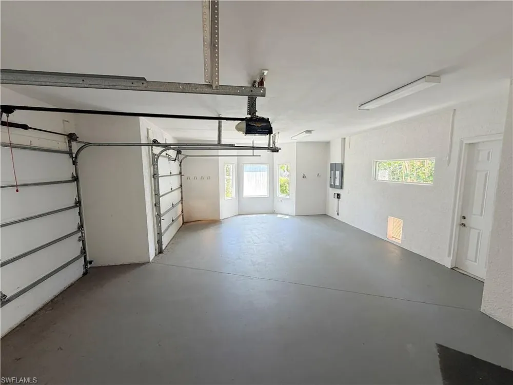 2402 Wulfert Road Sanibel, FL 33957