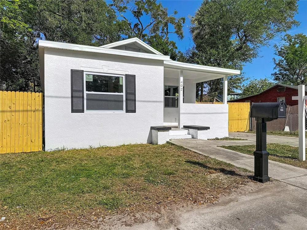 402 E VIRGINIA AVENUE Tampa, FL 33603
