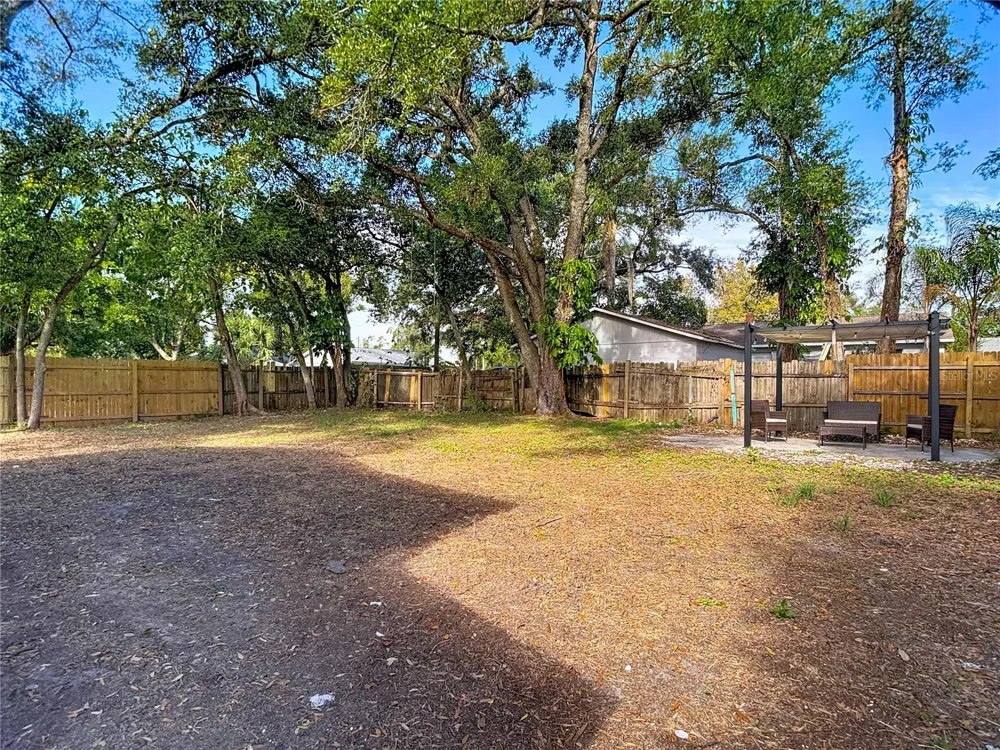 402 E VIRGINIA AVENUE Tampa, FL 33603