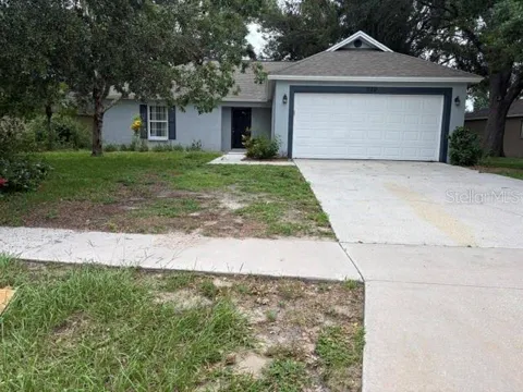 650 LAKEMONT DRIVE