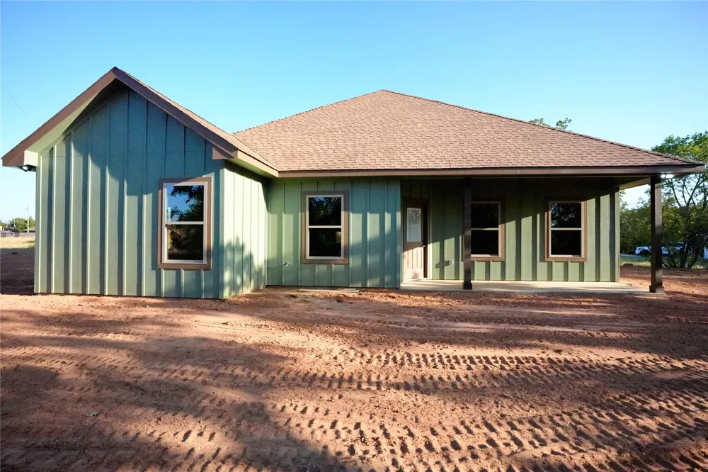 320 Summit Drive Mineral Wells, TX 76067