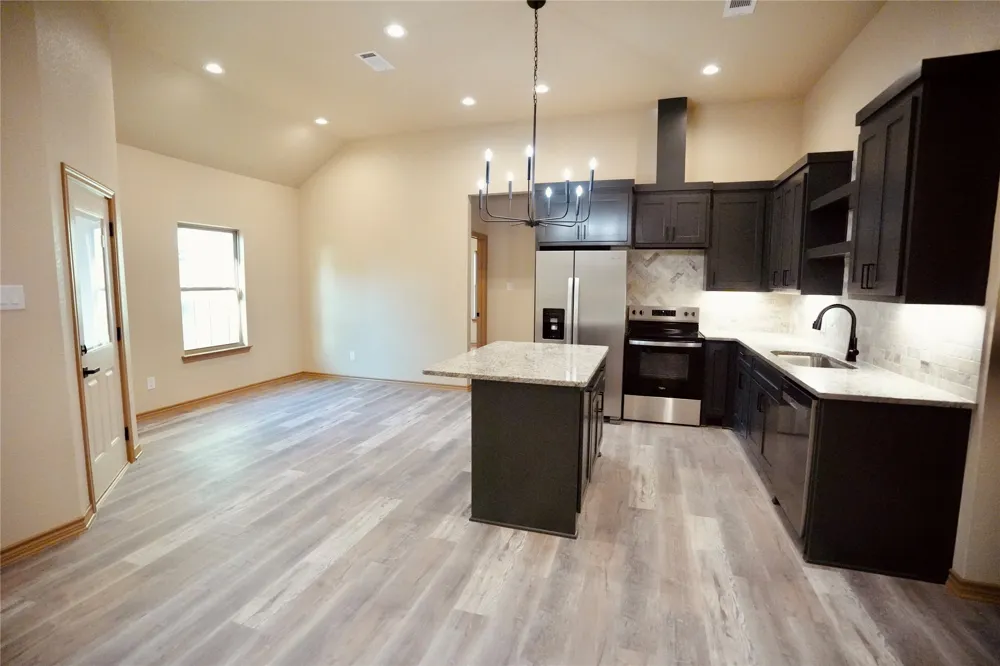 320 Summit Drive Mineral Wells, TX 76067