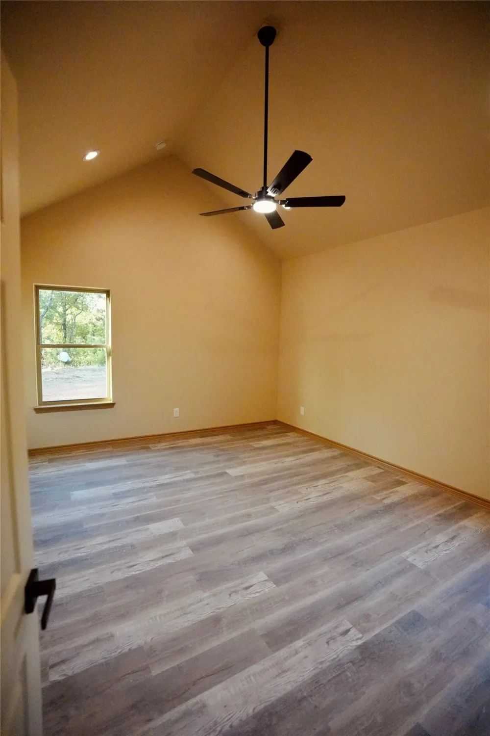 320 Summit Drive Mineral Wells, TX 76067