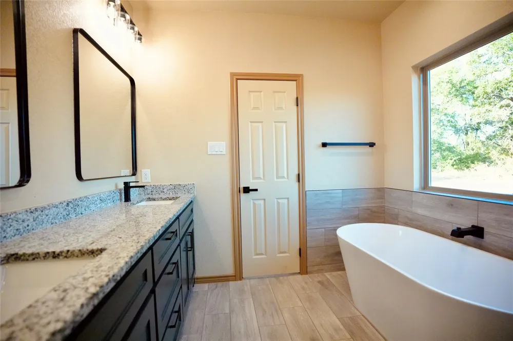 320 Summit Drive Mineral Wells, TX 76067