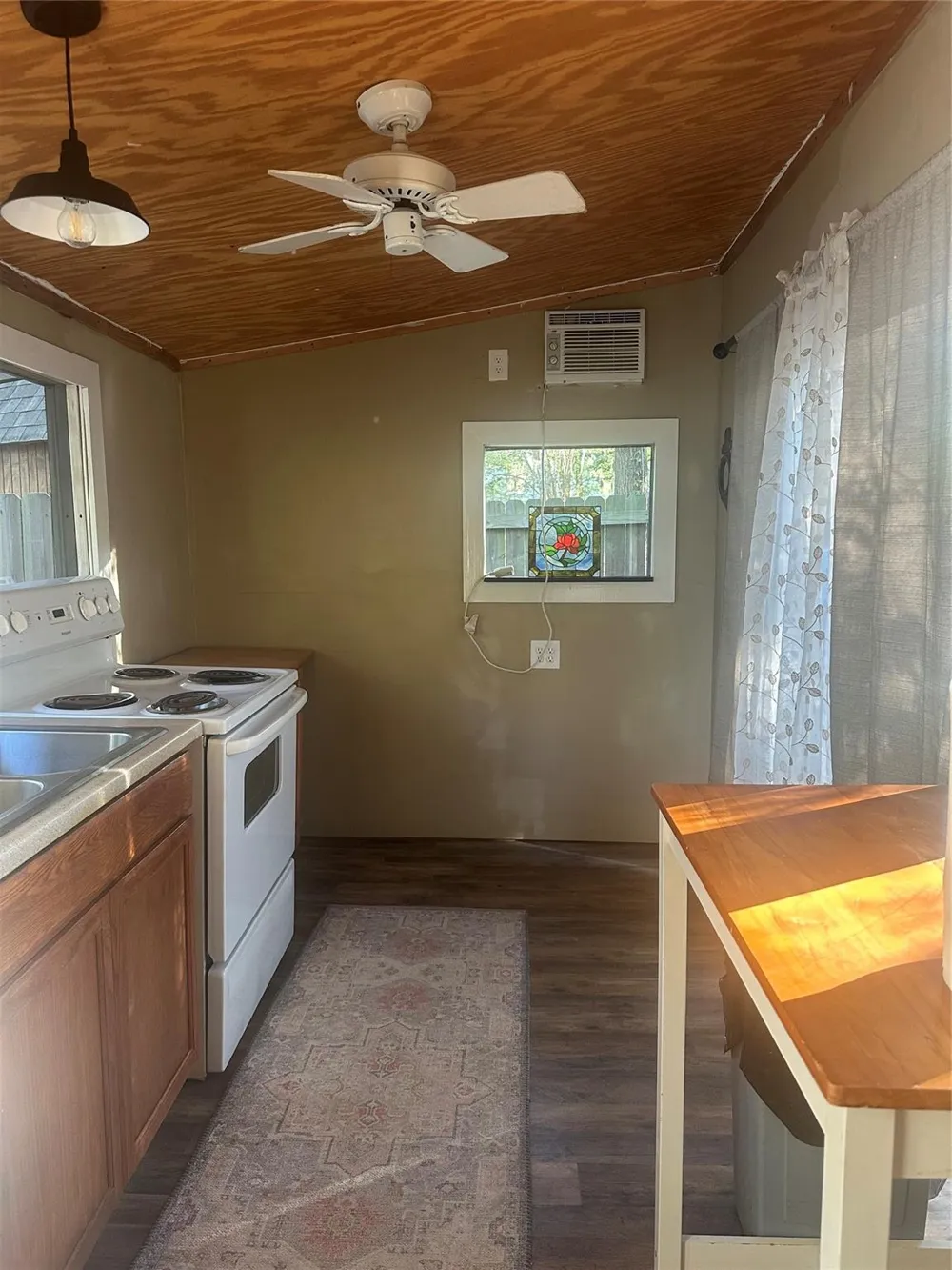 113 Longleaf Livingston, TX 77351