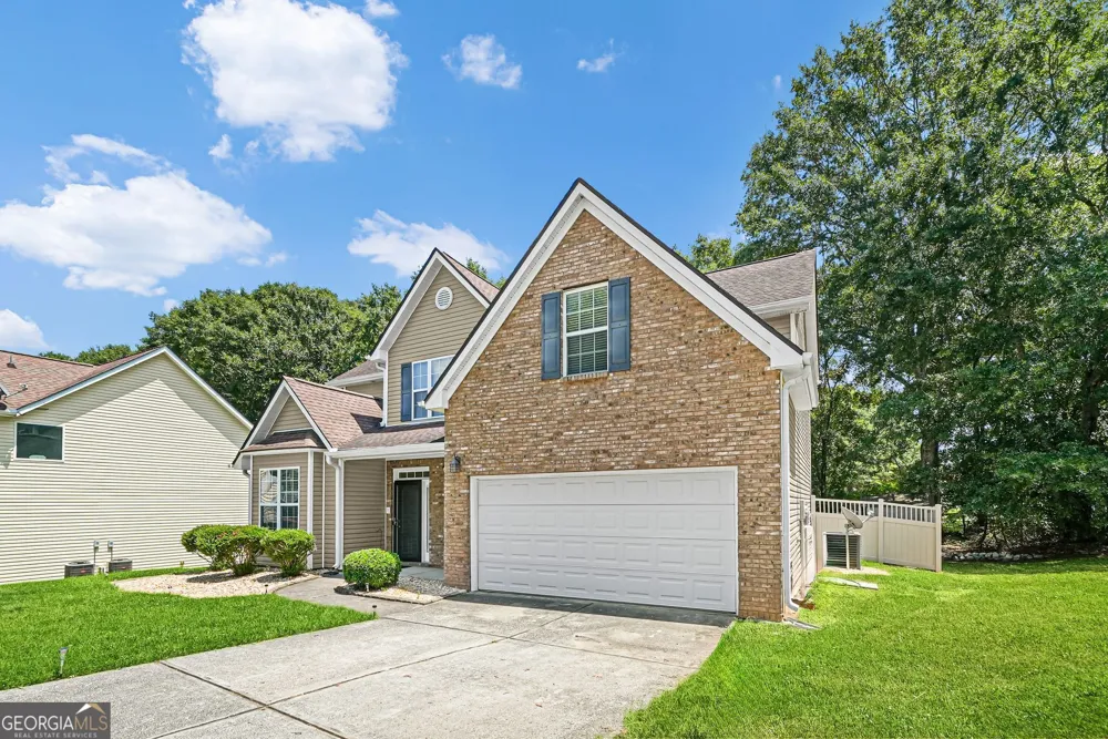 2432 Temple View DR Snellville, GA 30078