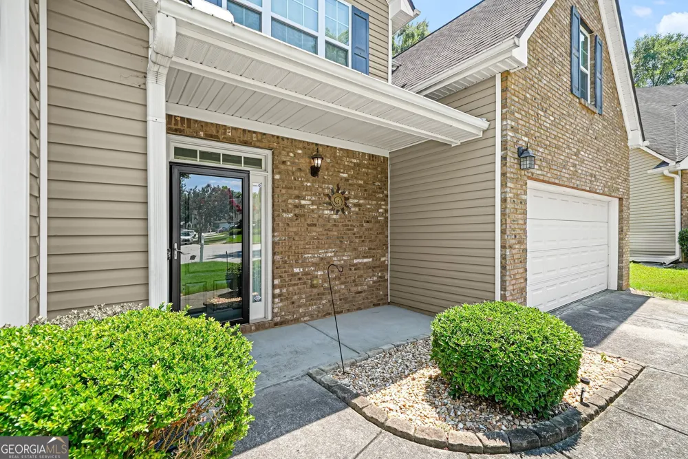 2432 Temple View DR Snellville, GA 30078