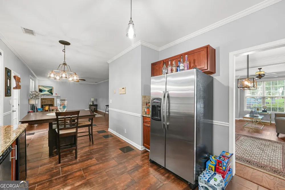 2432 Temple View DR Snellville, GA 30078