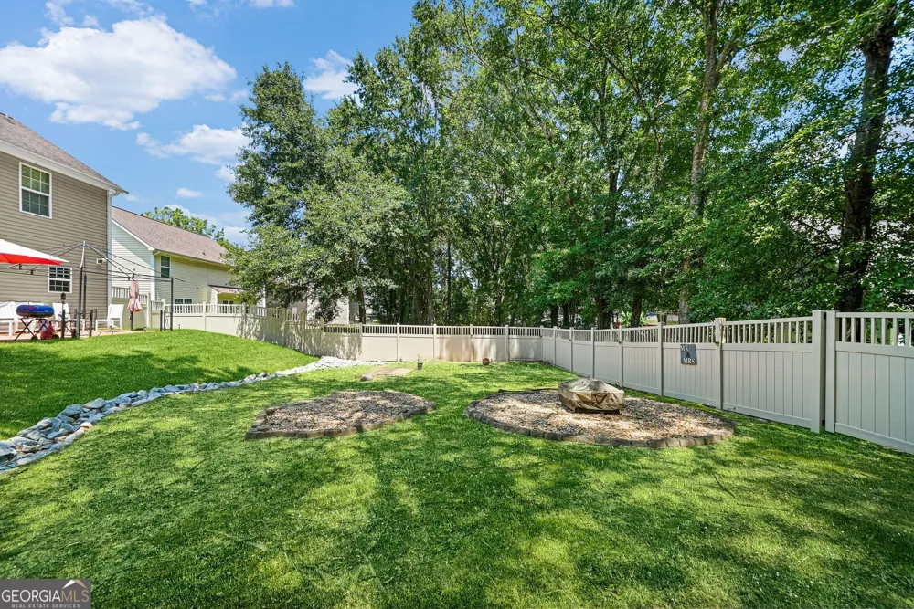 2432 Temple View DR Snellville, GA 30078