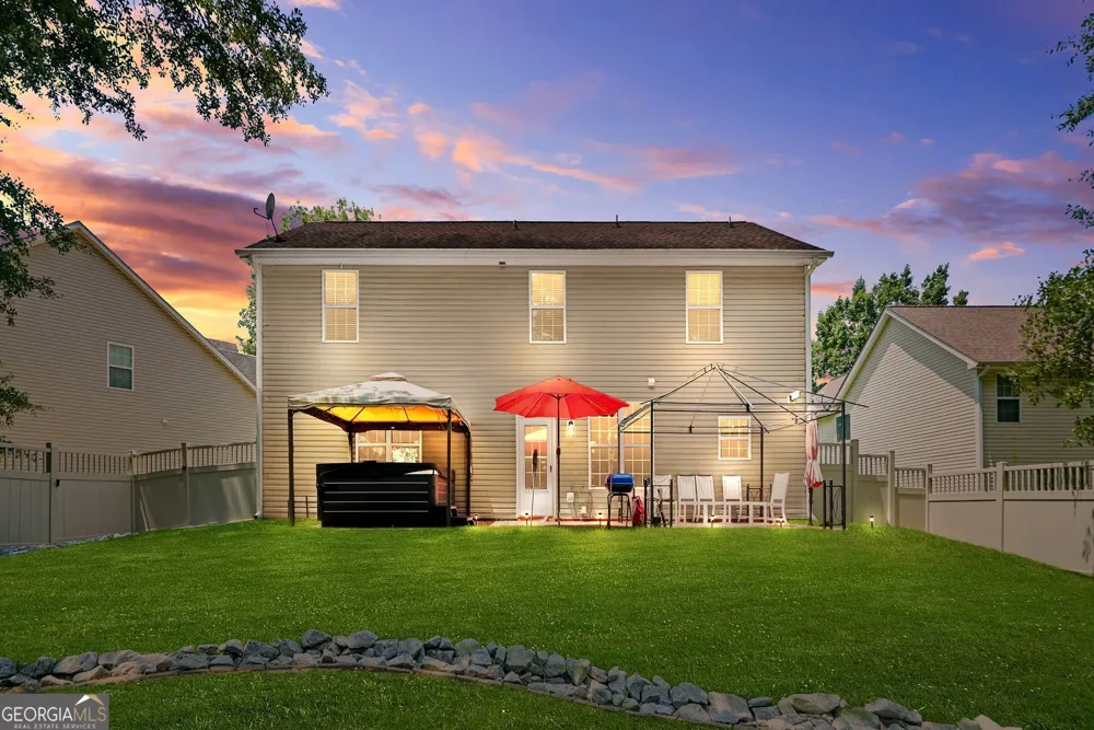 2432 Temple View DR Snellville, GA 30078