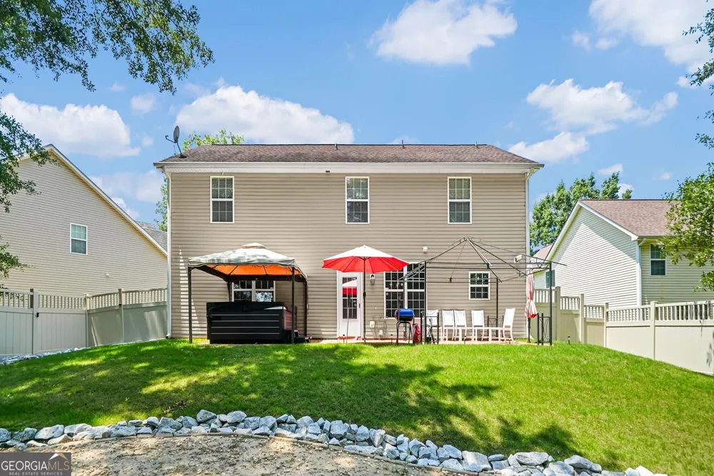 2432 Temple View DR Snellville, GA 30078