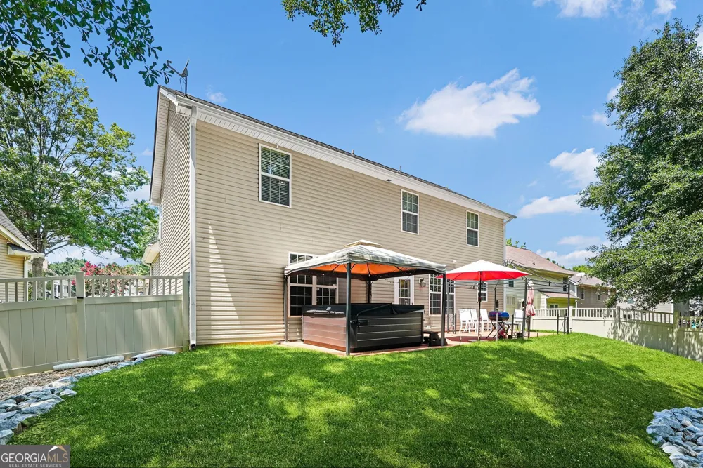 2432 Temple View DR Snellville, GA 30078