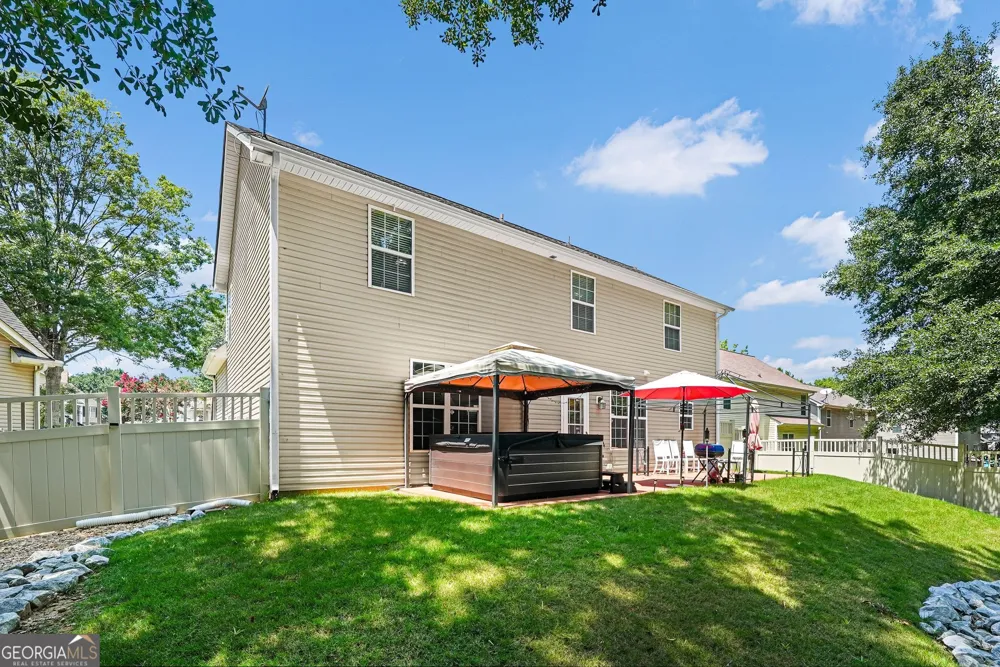 2432 Temple View DR Snellville, GA 30078