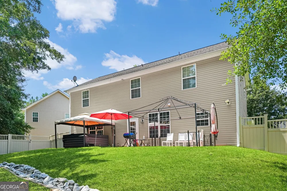 2432 Temple View DR Snellville, GA 30078
