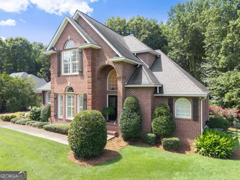 3869 Alexandria DR