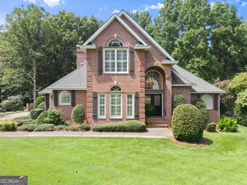 3869 Alexandria DR