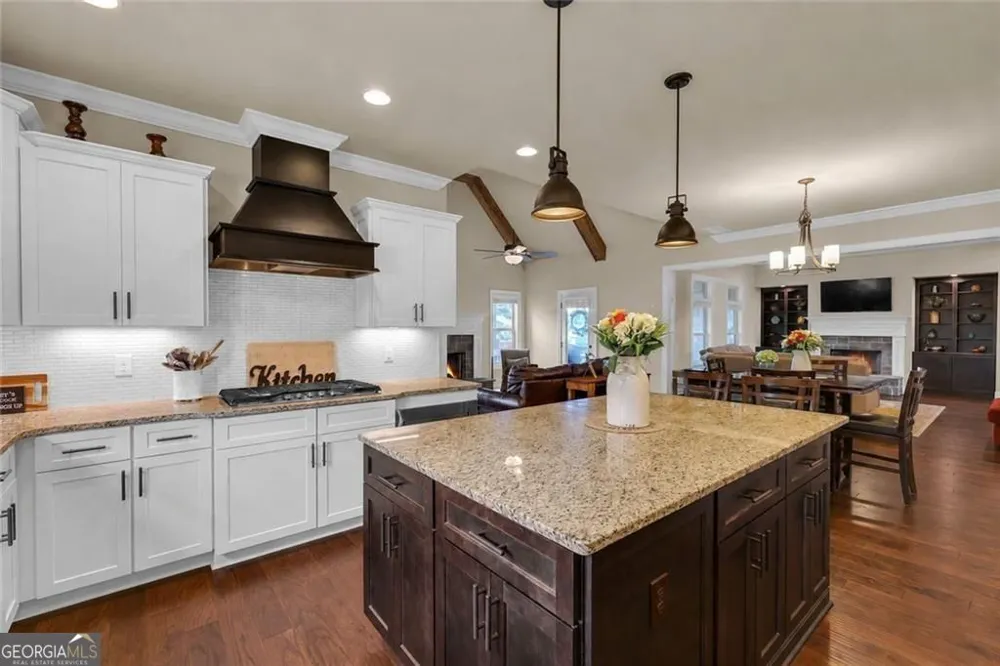 878 Heritage Lake Way Grayson, GA 30017