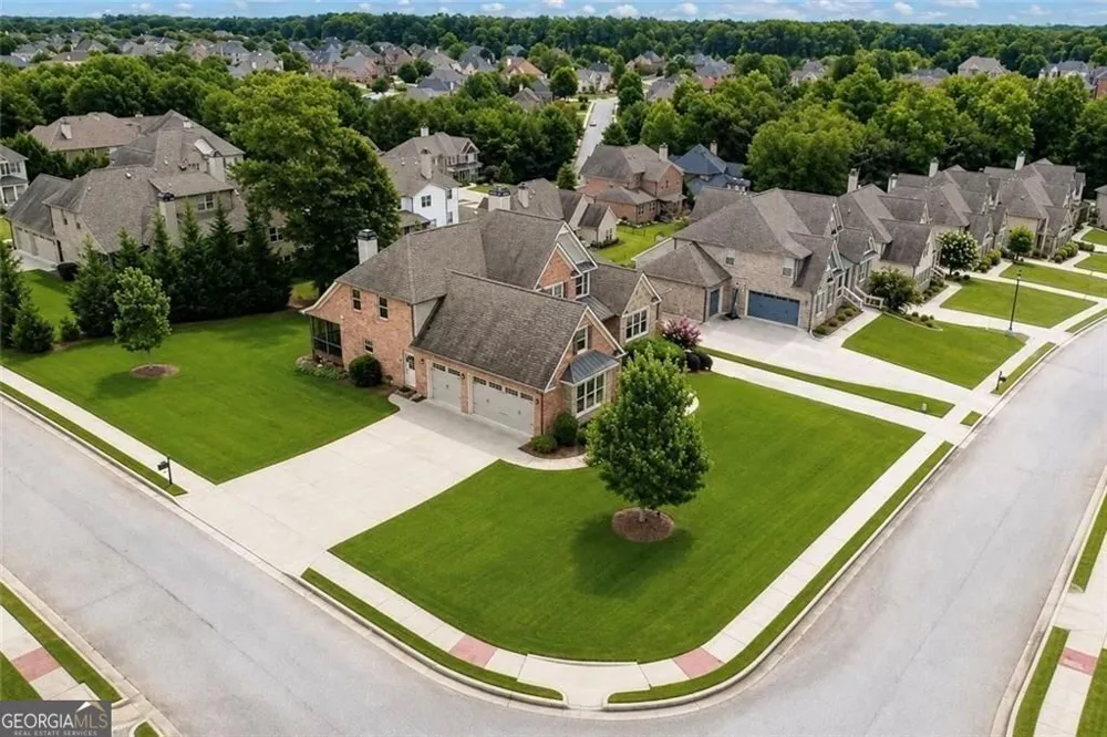 878 Heritage Lake Way Grayson, GA 30017