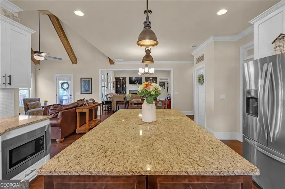 878 Heritage Lake Way Grayson, GA 30017