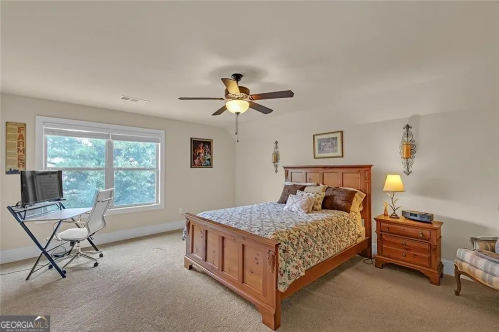 878 Heritage Lake Way Grayson, GA 30017