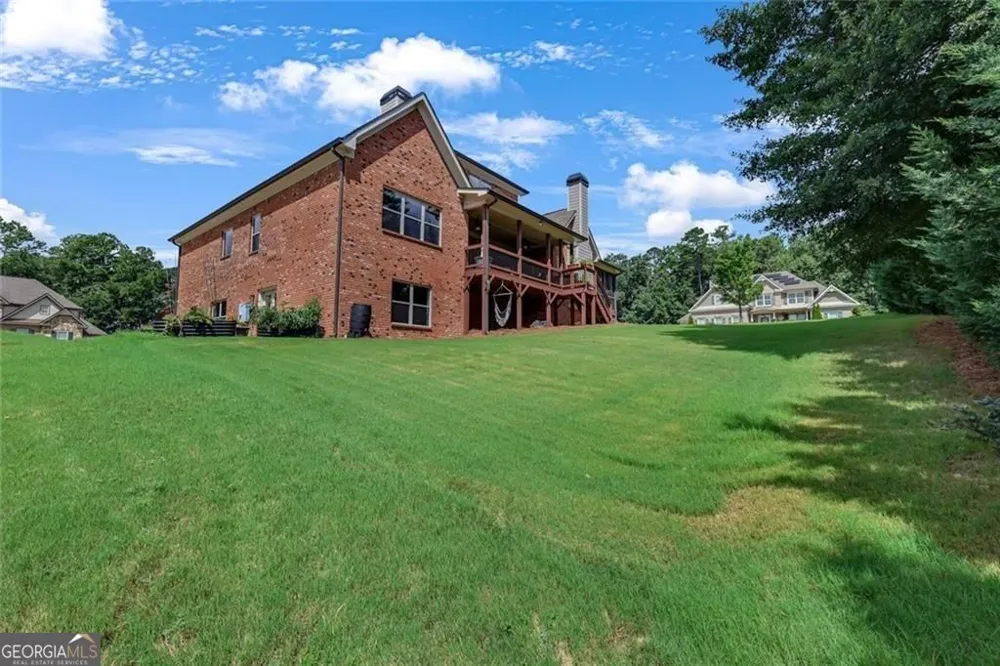 878 Heritage Lake Way Grayson, GA 30017