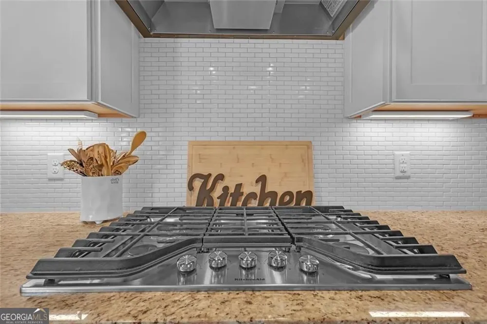 878 Heritage Lake Way Grayson, GA 30017