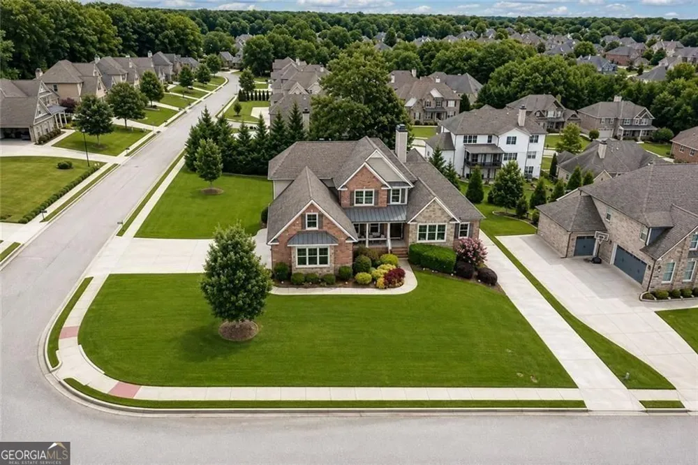 878 Heritage Lake Way Grayson, GA 30017