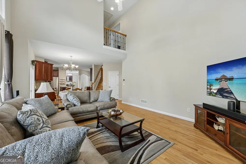 3856 Creekview Ridge DR NE Buford, GA 30518