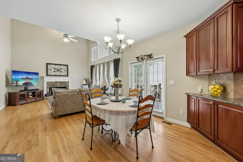 3856 Creekview Ridge DR NE Buford, GA 30518