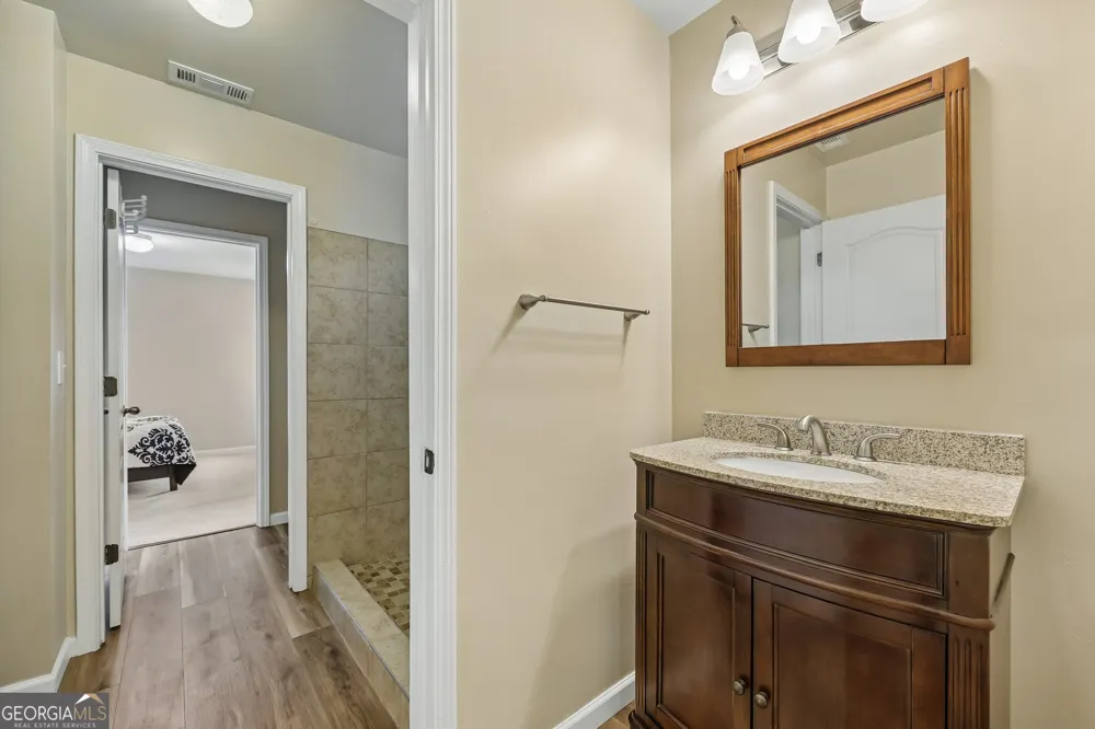 3856 Creekview Ridge DR NE Buford, GA 30518