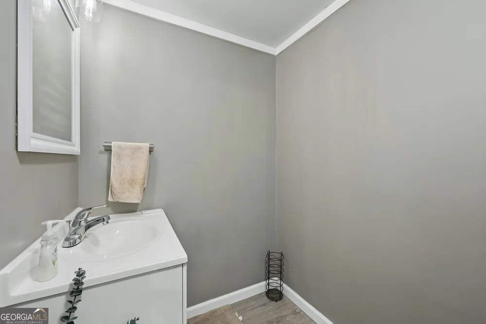 3856 Creekview Ridge DR NE Buford, GA 30518