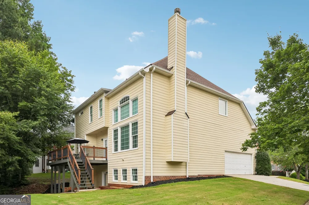 3856 Creekview Ridge DR NE Buford, GA 30518