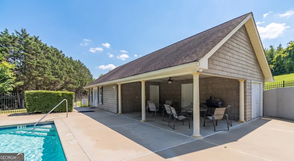 504 Ridge Pointe LN Cohutta, GA 30710