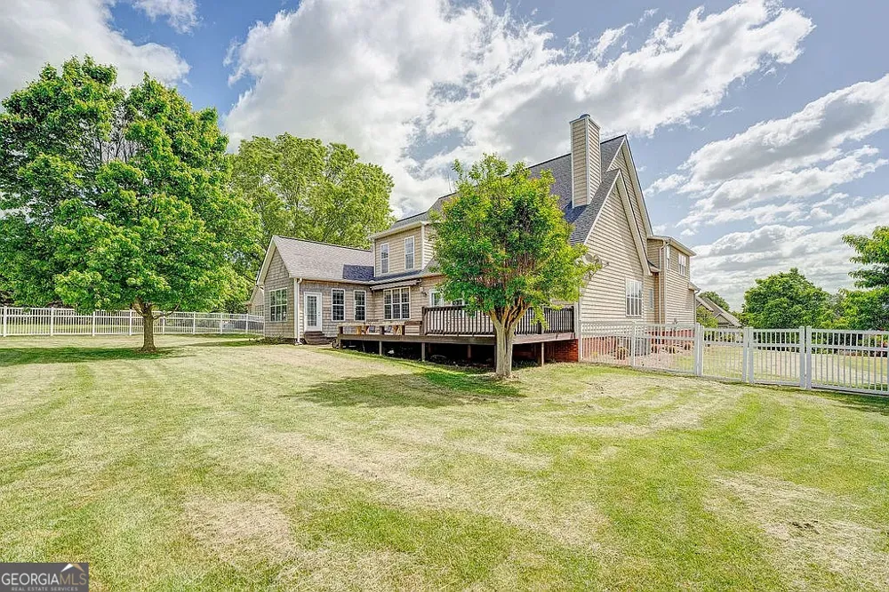 504 Ridge Pointe LN Cohutta, GA 30710