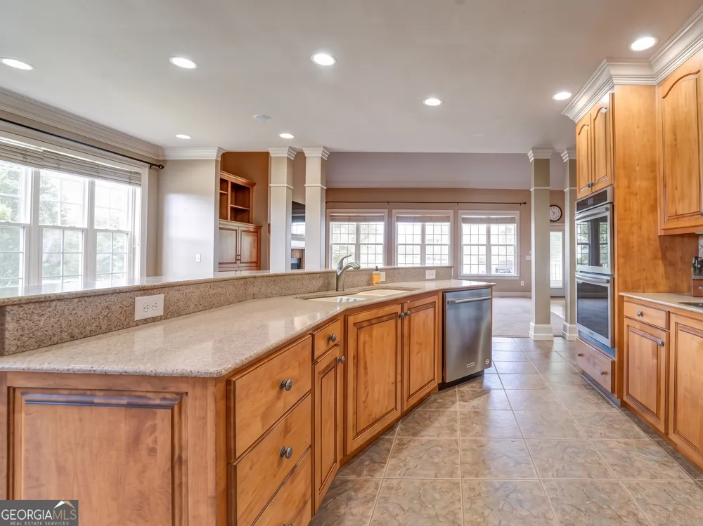 504 Ridge Pointe LN Cohutta, GA 30710