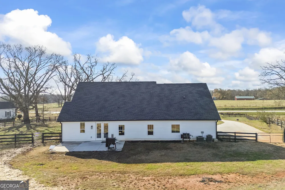 7588 Highway 98 RD W Commerce, GA 30530