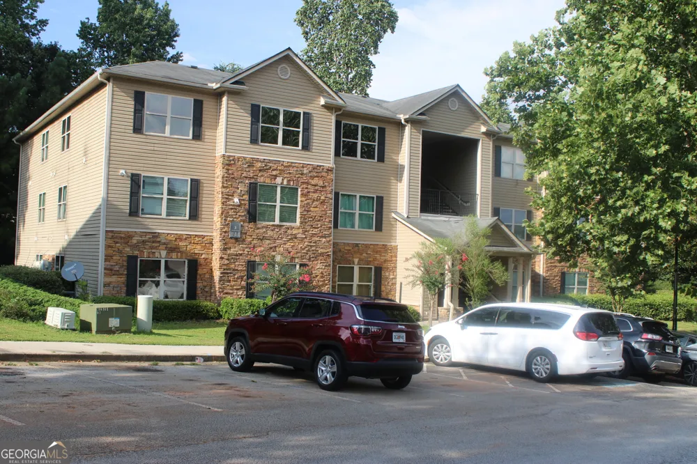 3301 Fairington Club DR Lithonia, GA 30038