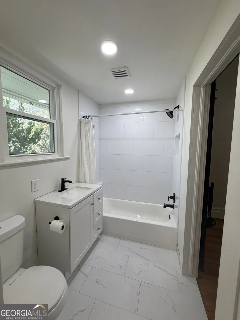 27 Carmichael ST McDonough, GA 30253