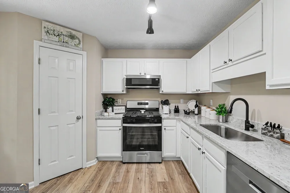 219 SENATOR RD Douglasville, GA 30134