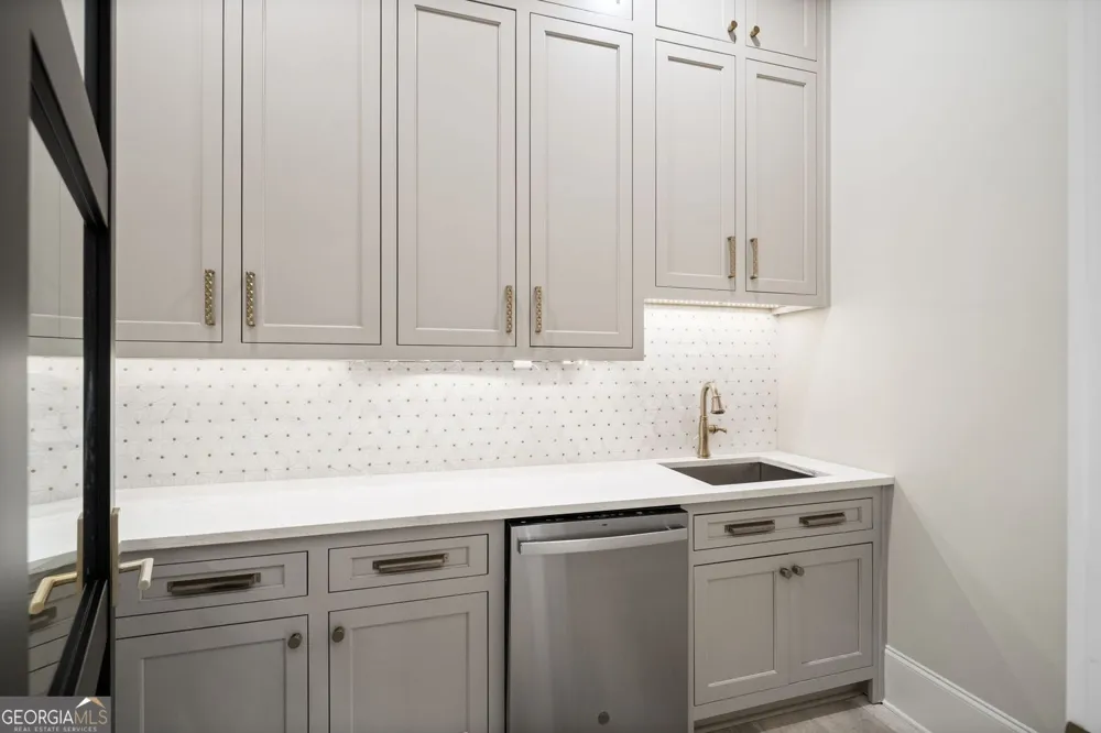 761 Woodvale PT Suwanee, GA 30024