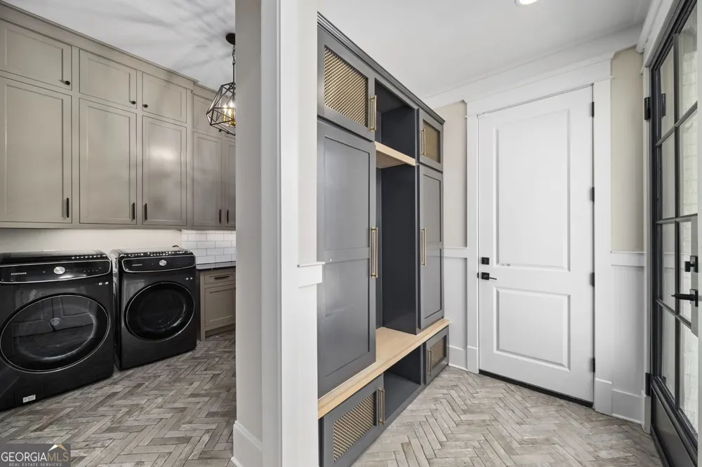761 Woodvale PT Suwanee, GA 30024