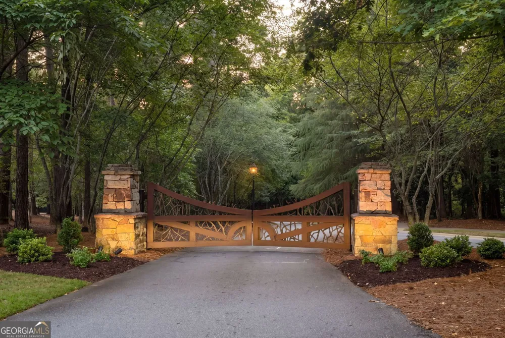 761 Woodvale PT Suwanee, GA 30024