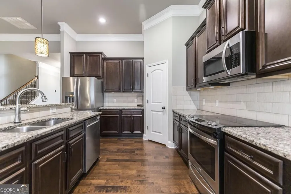 207 Red Hawk PT Kathleen, GA 31047