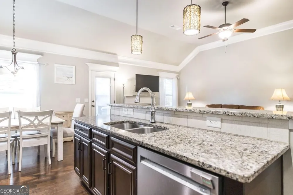 207 Red Hawk PT Kathleen, GA 31047