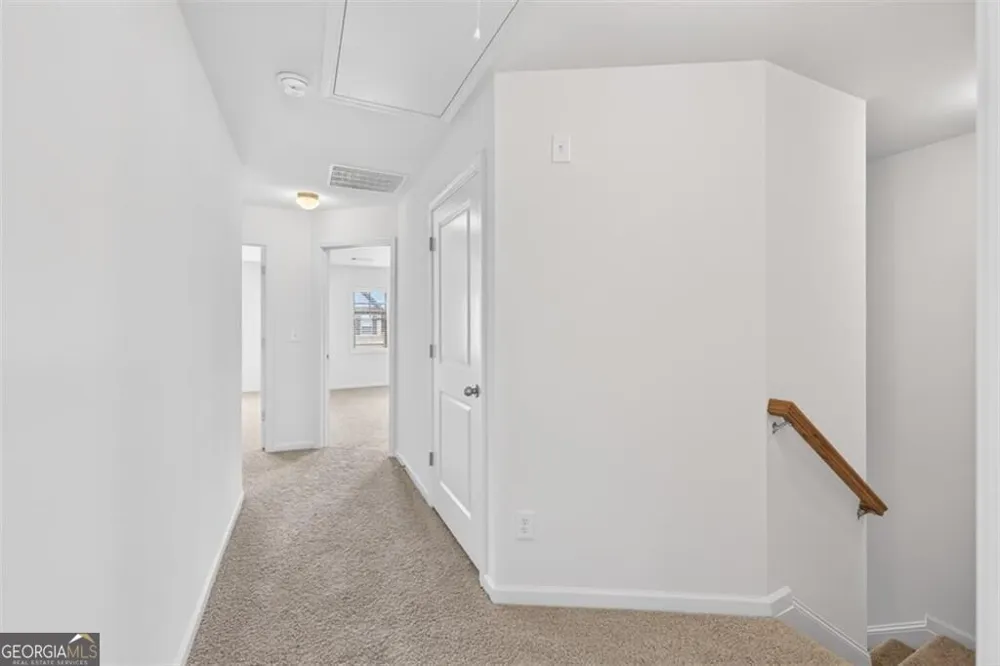 5524 Garens WAY Flowery Branch, GA 30542